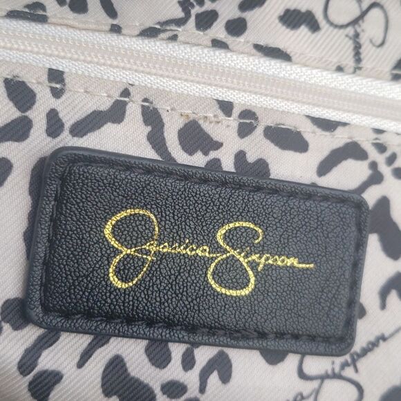 Jessica Simpson Faux Leather Snakeskin Design Handbag wRemoveable Shoulder Strap - Picture 7 of 12